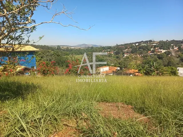 Terreno com 2150m², à venda, no bairro Chácaras Cataguá em Taubaté