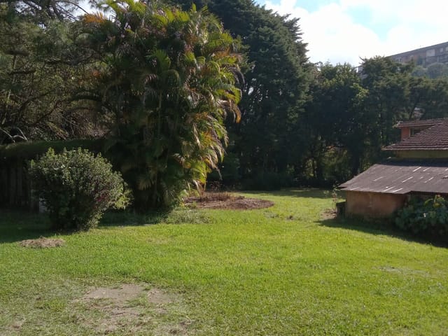 Terreno com 2656m², à venda, no bairro Simeria em Petrópolis