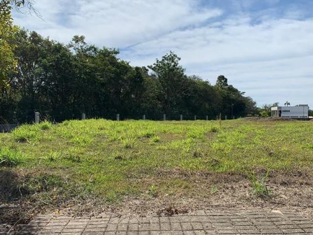 Foto do Terreno - Terreno à venda, 1200 m² por R$ 950.000,00 - Condomínio Chácara Serimbura - São José dos Campos/SP | RUSSI IMÓVEIS