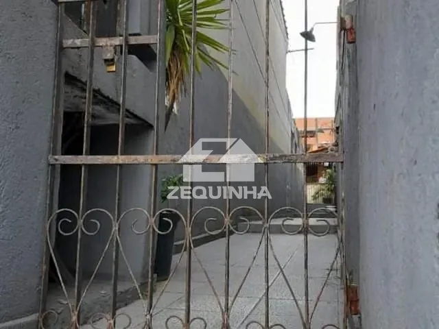 Terreno com 250m², à venda, no bairro Km 18 em Osasco