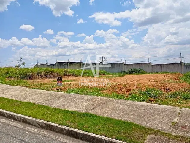 Terreno com 266m², à venda, no bairro Itapecerica em Taubaté