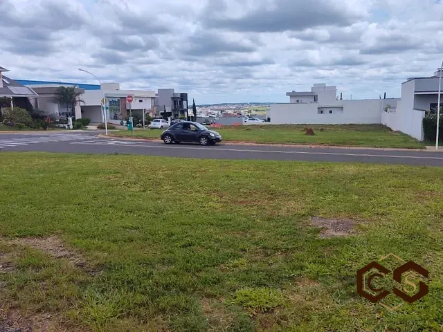 Terreno com 360m², à venda, no bairro Jardim Residencial Dona Lucilla em Indaiatuba