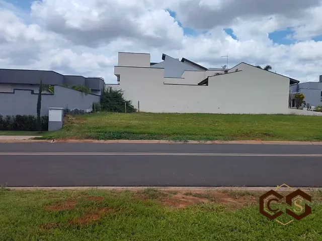 Terreno com 360m², à venda, no bairro Jardim Residencial Dona Lucilla em Indaiatuba