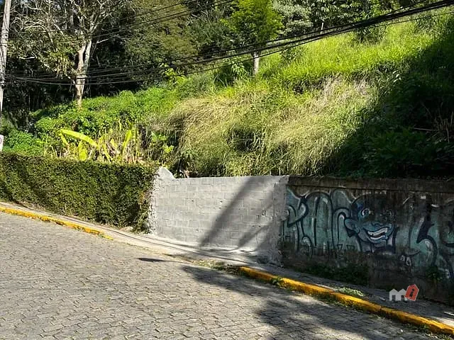 Terreno com 630m², à venda, no bairro Centro em Petrópolis