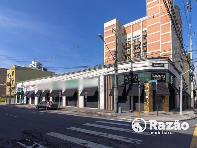 Terreno com 1131m², à venda, no bairro Centro em Curitiba