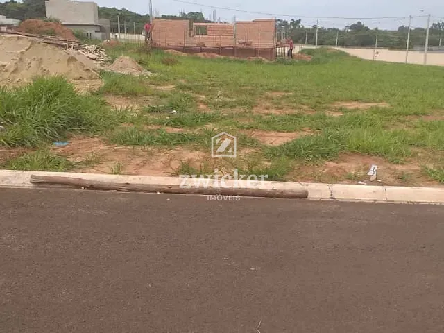 Terreno com 300m², à venda, no bairro Residencial Villa de León em Piratininga