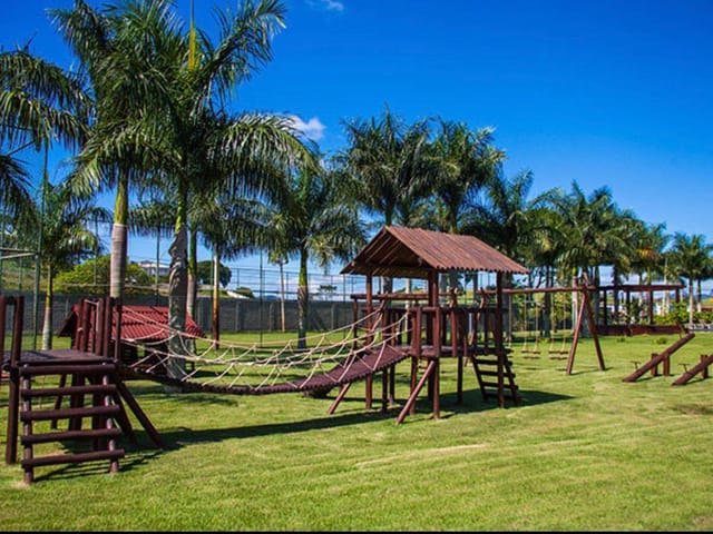 Terreno com 1587m², à venda, no bairro Granja dos Cavaleiros em Macaé