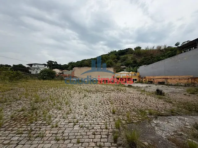 Terreno com 2335m², para alugar, no bairro Retiro em Volta Redonda