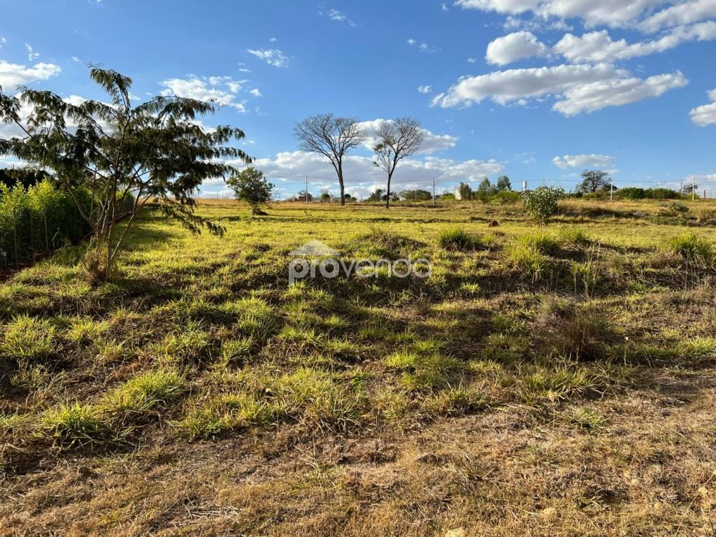 Terreno, 2010 m² - Foto 2