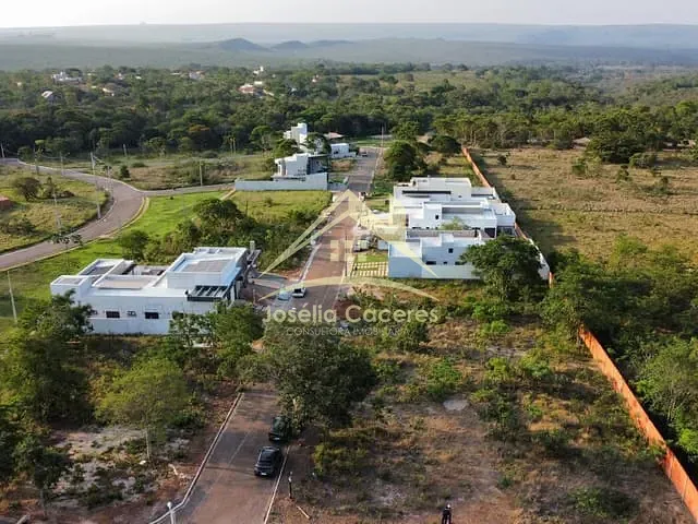 Terreno com 336m², à venda, no bairro centro em Chapada dos Guimarães