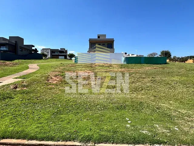 Terreno com 498m², à venda, no bairro Alphaville em Bauru