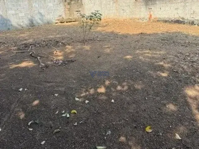 Terreno com 198m², à venda, no bairro Vila Ester em São José dos Campos