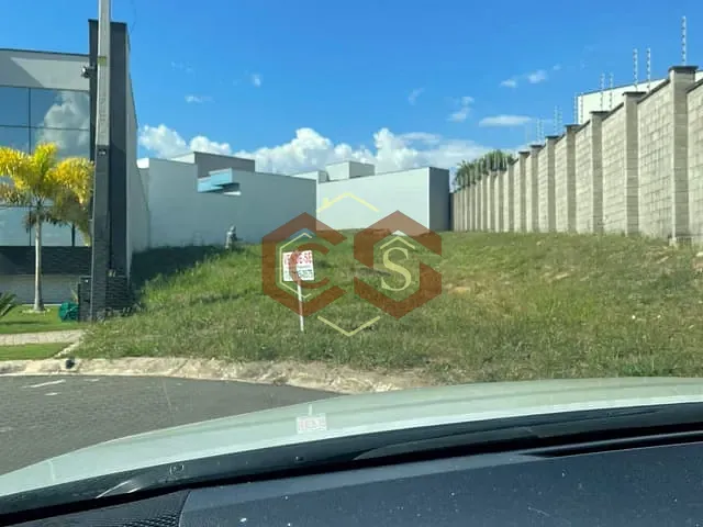 Terreno com 600m², à venda, no bairro Jardim Laguna em Indaiatuba
