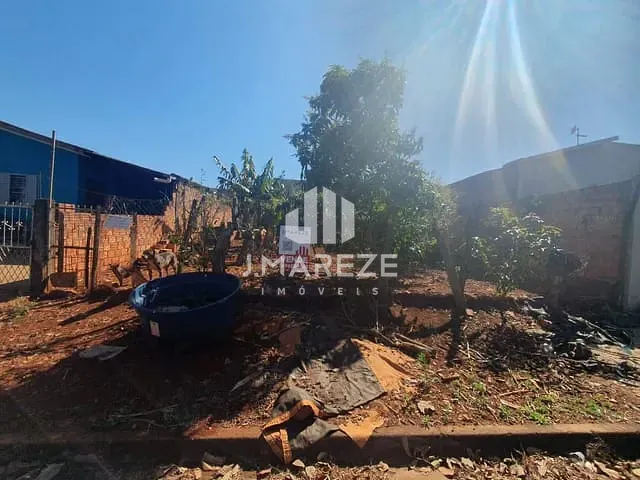 Terreno com 200m², à venda, no bairro Jardim Santos Dumont III em Apucarana