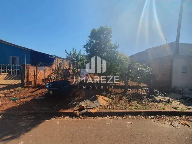 Terreno com 200m², à venda, no bairro Jardim Santos Dumont III em Apucarana