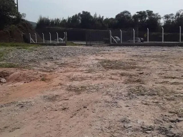 Terreno com 11400m², à venda, no bairro Palmeiras de São Paulo em Suzano