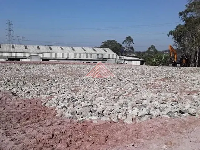 Terreno com 11400m², à venda, no bairro Palmeiras de São Paulo em Suzano