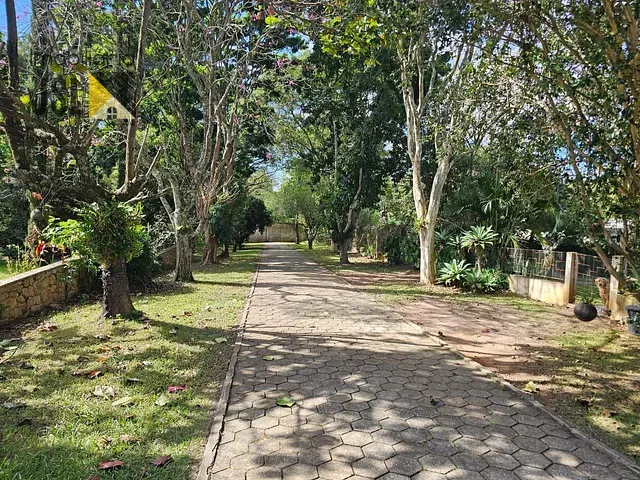 Terreno com 840m², à venda, no bairro Chácaras Santa Rita em Caçapava