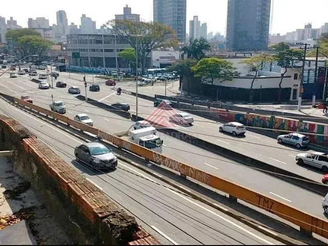 Terreno com 600m², à venda, no bairro Vila Alzira em Santo André
