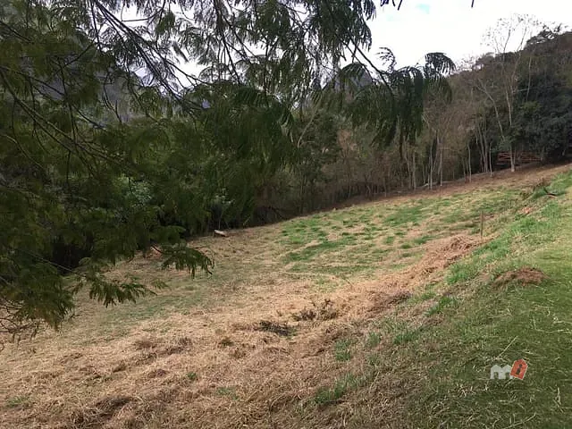 Terreno com 107332m², à venda, no bairro Corrêas em Petrópolis