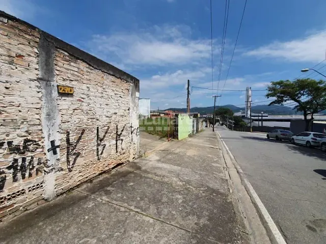 Terreno com 2033m², à venda, no bairro Vila Nova Cintra em Mogi das Cruzes
