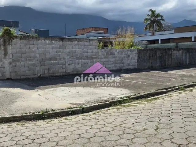 Terreno com 260m², à venda, no bairro Getuba em Caraguatatuba