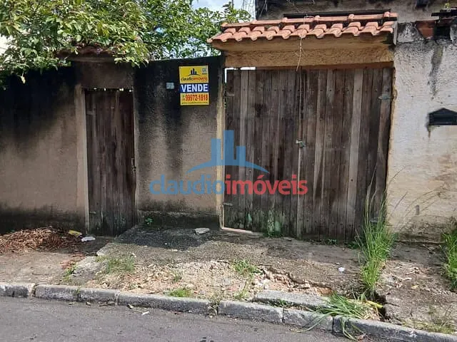 Terreno com 900m², à venda, no bairro Vila Orlandelia em Barra Mansa
