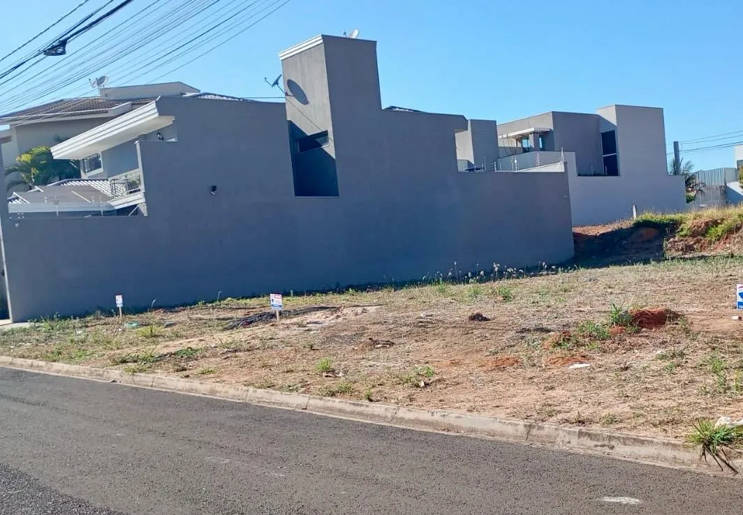 Terreno residencial para venda em Jardim Piratininga , 300m²