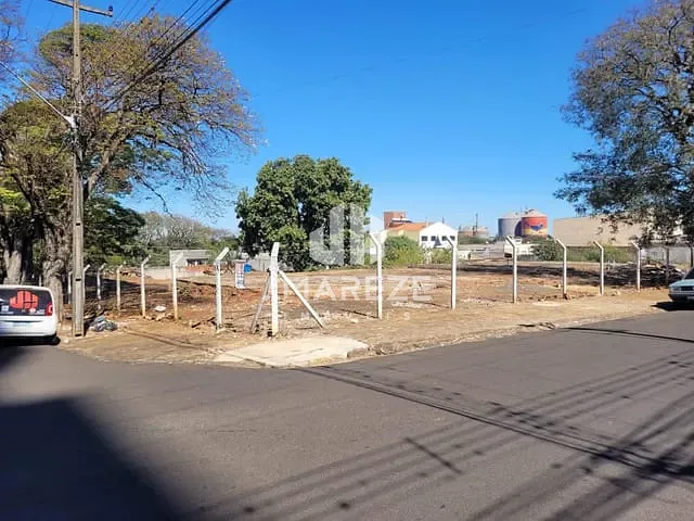 Terreno com 3675m², à venda, no bairro Barra Funda em Apucarana
