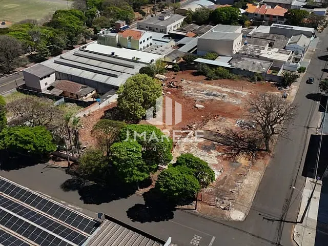 Terreno com 3675m², à venda, no bairro Barra Funda em Apucarana