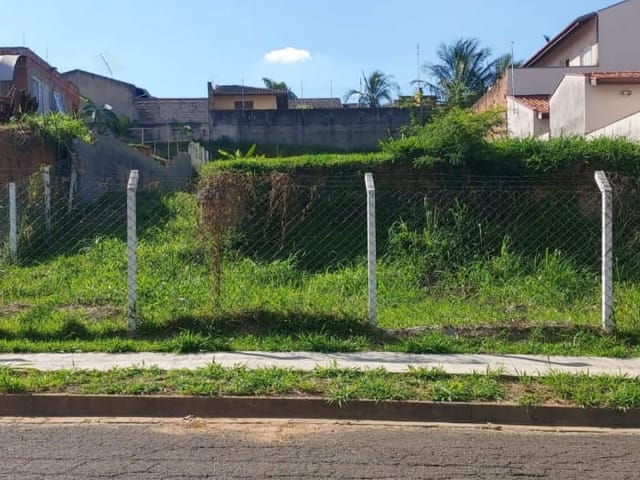 Terreno com 15m², à venda, no bairro Jardim São Francisco em Valinhos