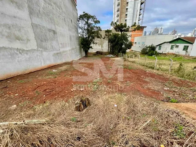 Terreno com 900m², para alugar, no bairro Presidente Médici em Chapecó