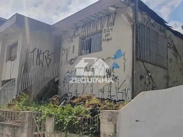 Terreno com 352m², à venda, no bairro Vila Campesina em Osasco