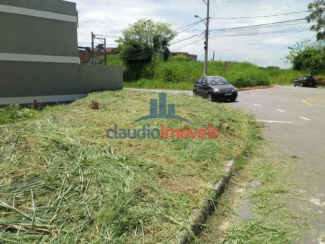 Terreno com 136m², à venda, no bairro Vila Orlandelia em Barra Mansa