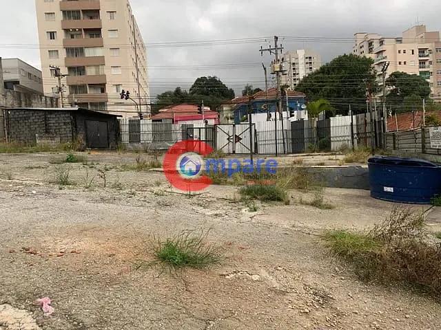 Terreno com 800m², para alugar, no bairro Vila Galvão em Guarulhos