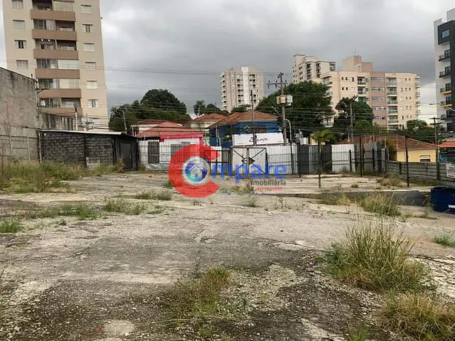 Terreno com 800m², para alugar, no bairro Vila Galvão em Guarulhos
