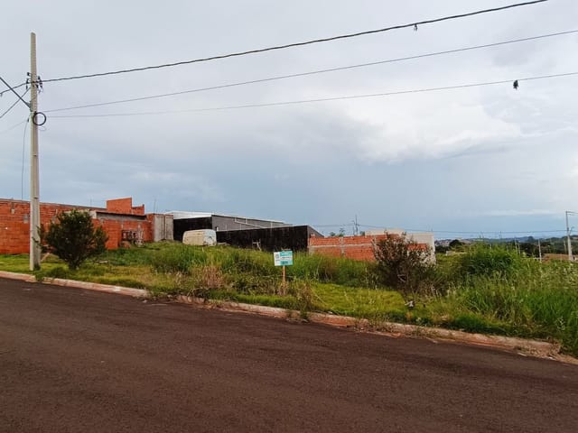 Terreno com 300m², à venda, no bairro Bela Vida em Londrina