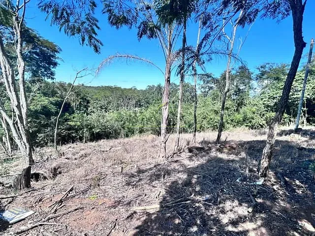 Terreno com 150m², à venda, no bairro Cachoeirinha em Bom Jesus dos Perdões