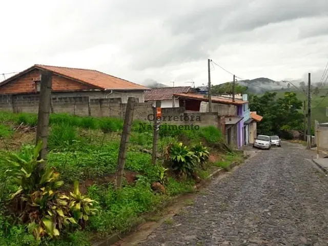 Terreno com 1500m², à venda, no bairro Chacara Santa Branca em Santa Branca