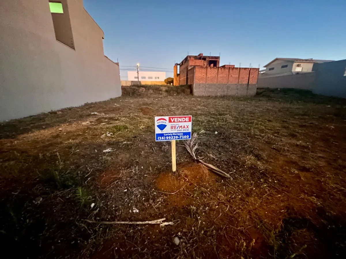 Terreno residencial para venda em Jardim Piratininga , 300m²