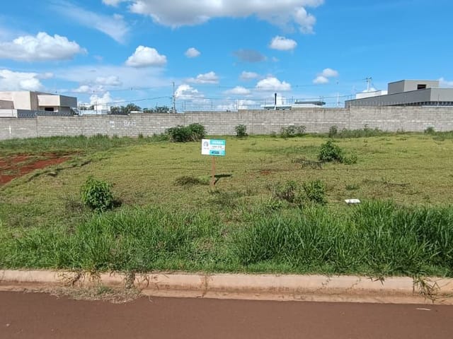Terreno com 450m², à venda, no bairro Vila Salome em Cambé
