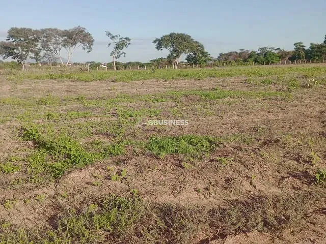 Terreno com 300m², à venda, no bairro Travessão em Travessão