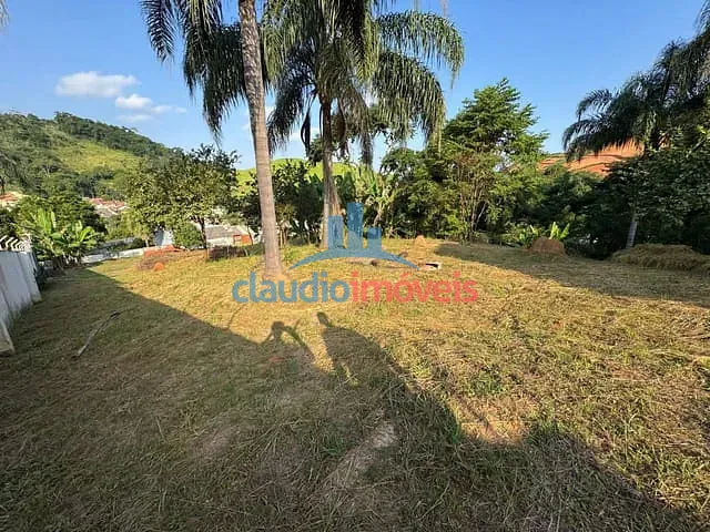 Terreno com 1554m², à venda, no bairro Candelária em Volta Redonda