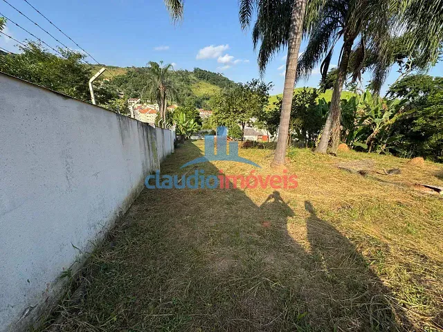 Terreno com 1554m², à venda, no bairro Candelária em Volta Redonda