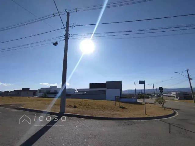 Terreno com 500m², à venda, no bairro Santa Mônica em Caçapava