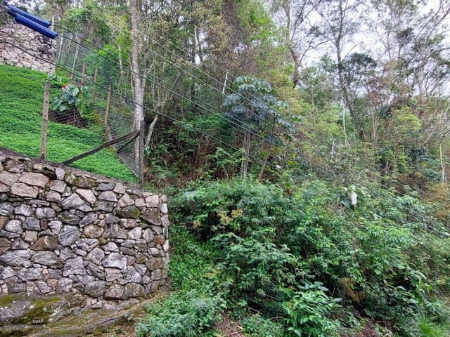 Terreno com 348m², à venda, no bairro Retiro em Petrópolis