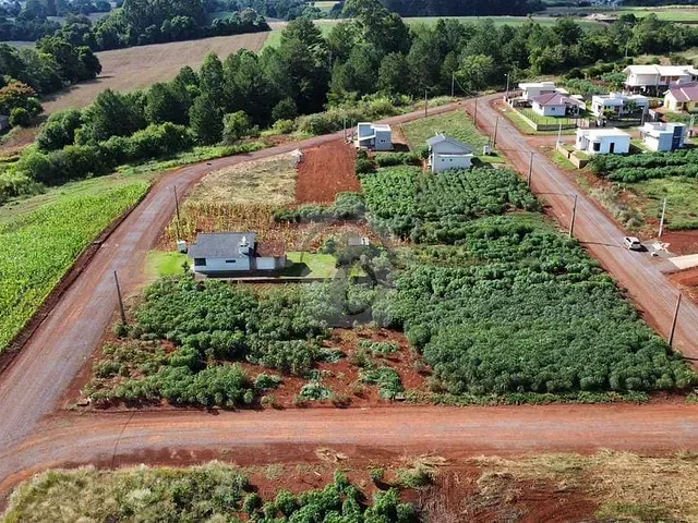 Terreno com 225m², à venda, no bairro Alesgut em Teutônia