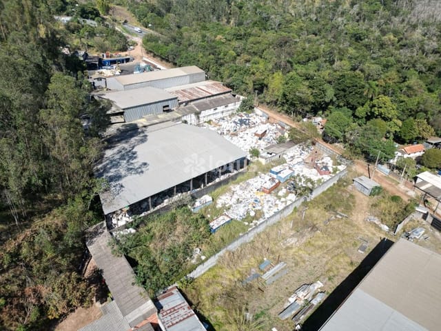 Terreno com 5000m², à venda, no bairro Chácara Lagoa Branca em Campo Limpo Paulista
