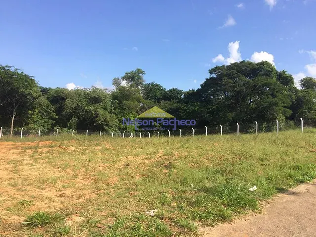 Terreno com 480m², à venda ou para alugar, no bairro Centro em Capivari