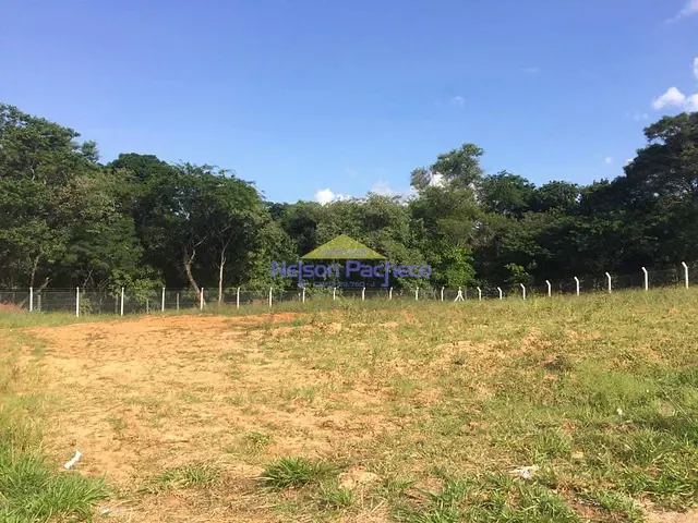 Terreno com 480m², à venda ou para alugar, no bairro Centro em Capivari